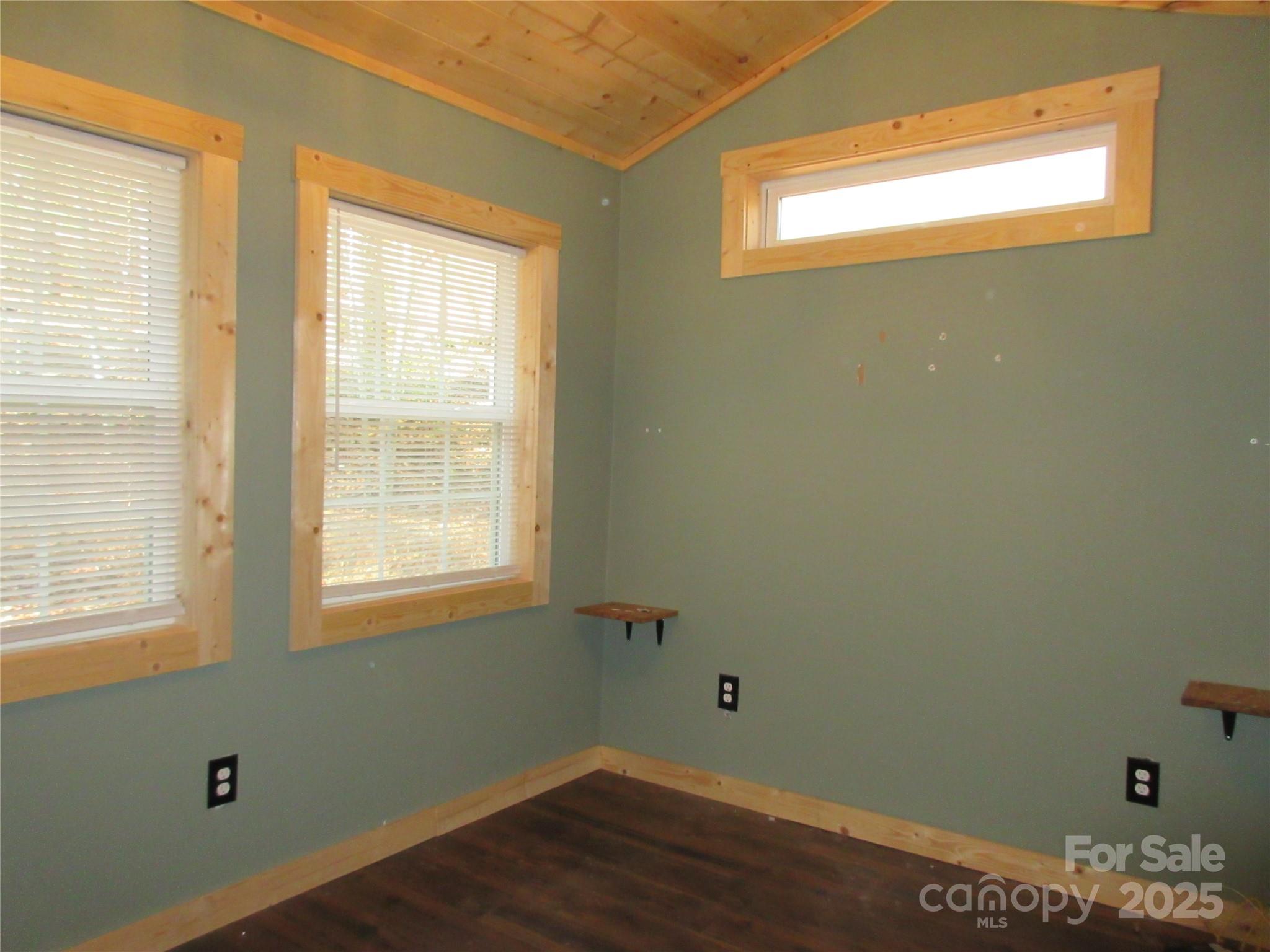 30 Rainbow Lake Circle — Black Mountain