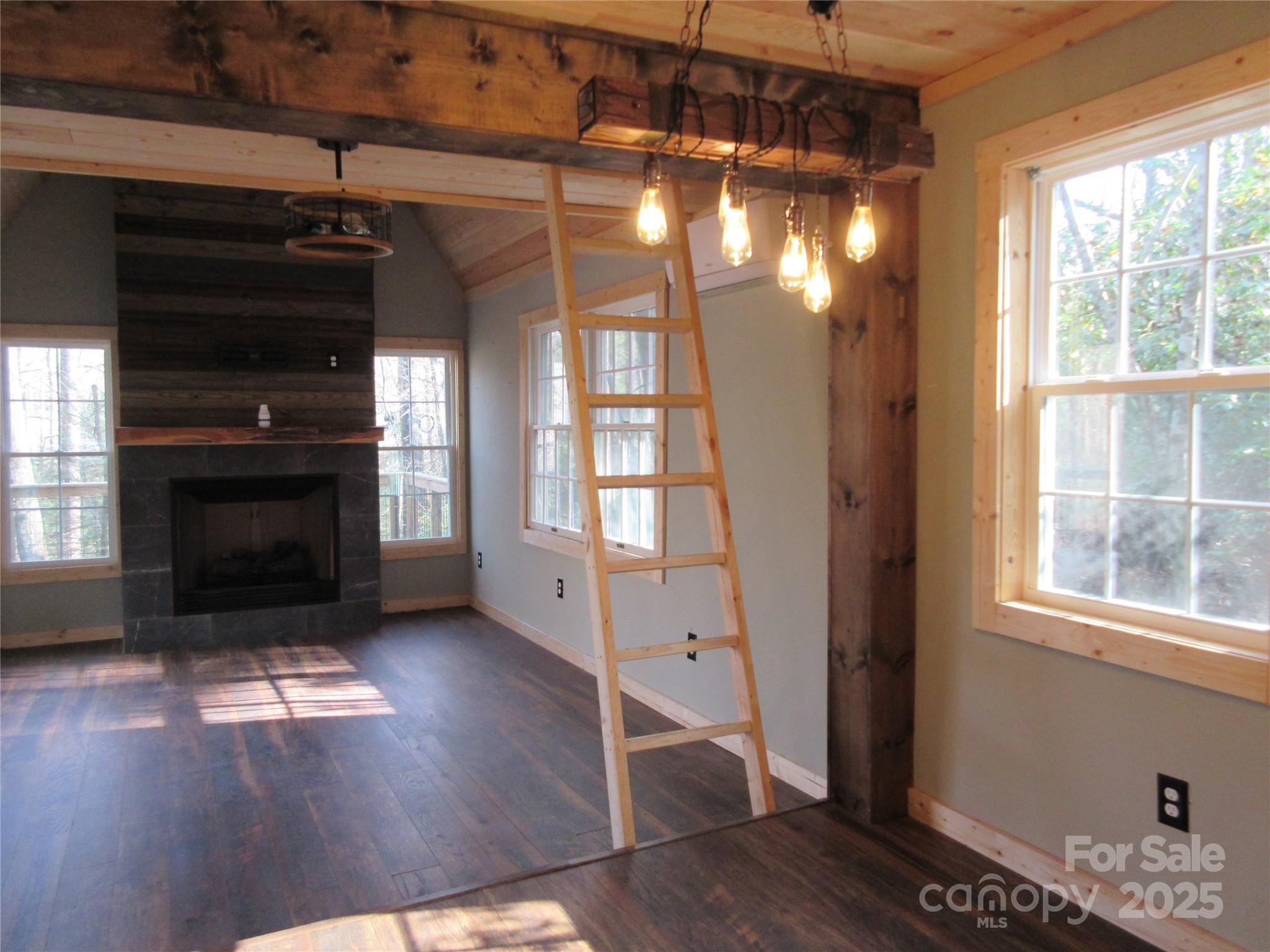 30 Rainbow Lake Circle — Black Mountain