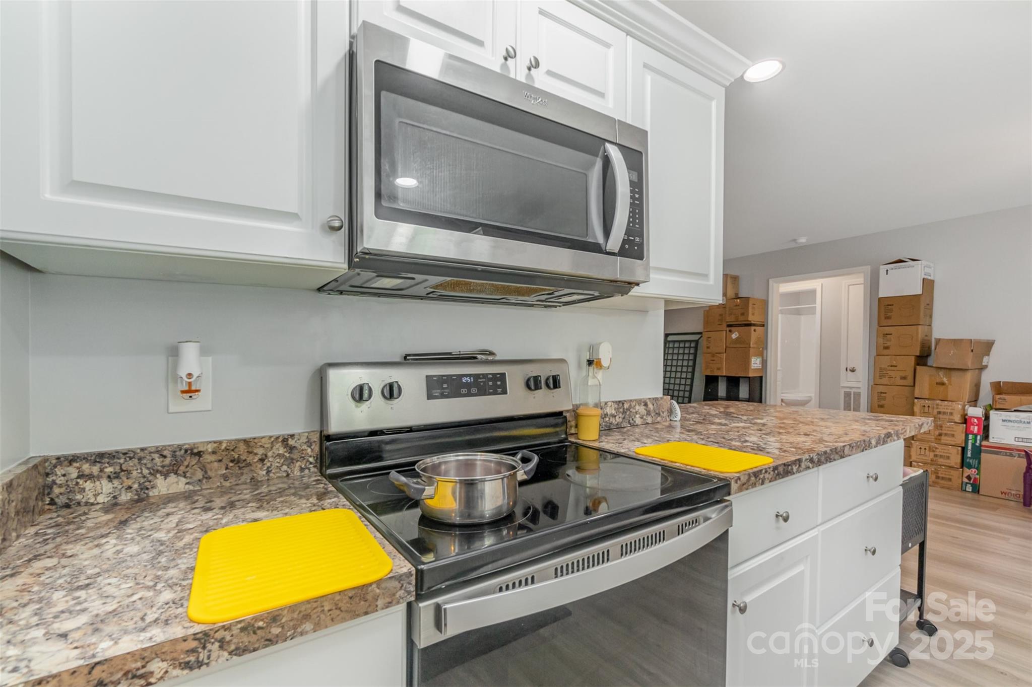 2211 Airport Road — Lancaster