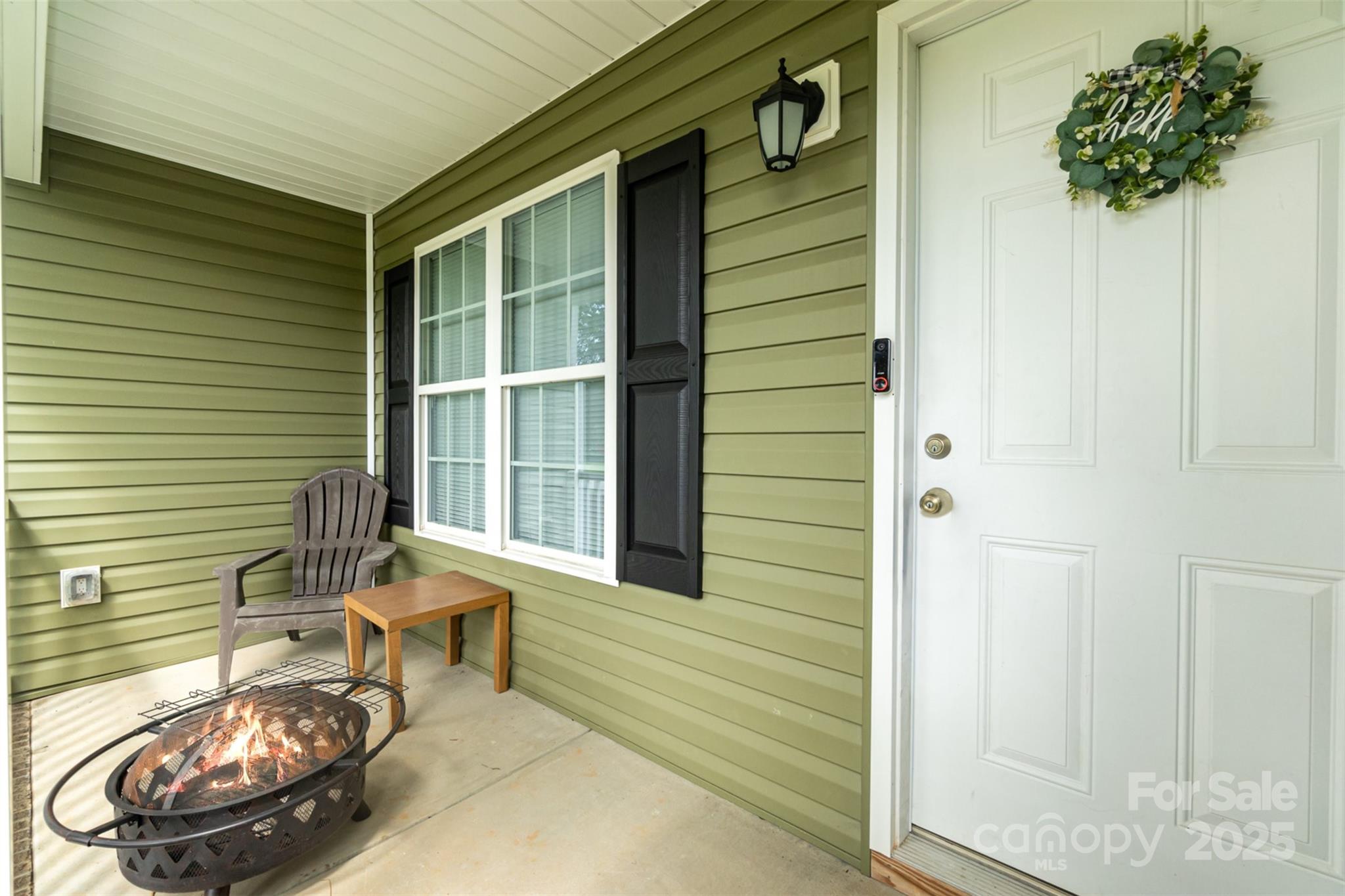 2211 Airport Road — Lancaster