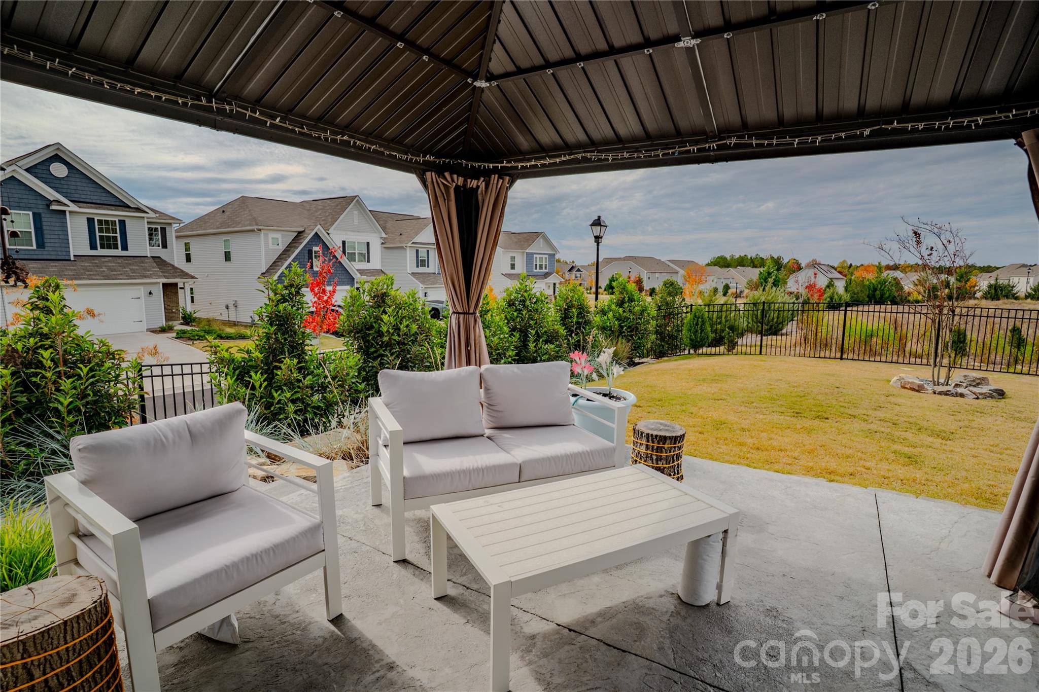 6499 Gopher Road — Lancaster