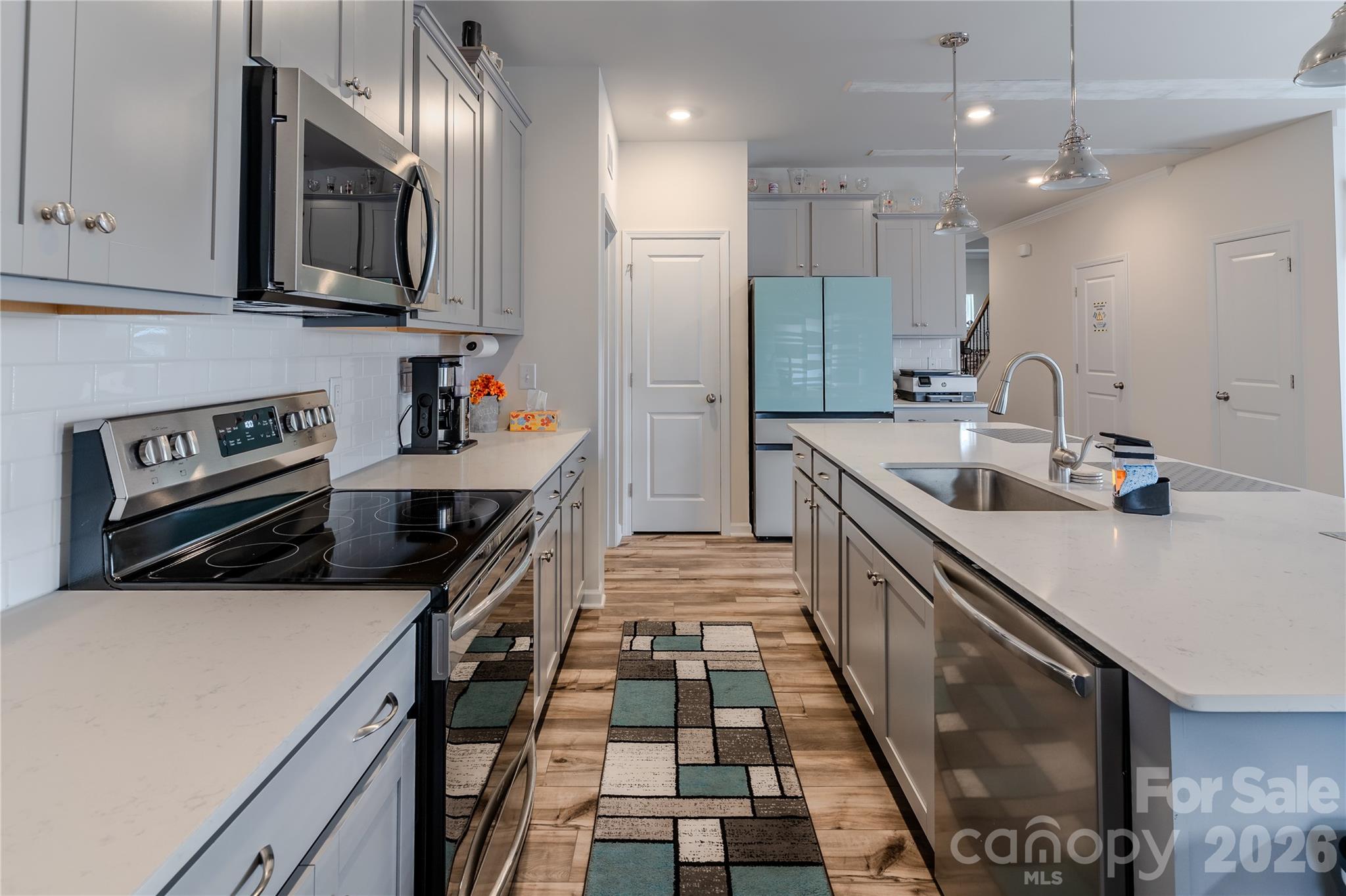 6499 Gopher Road — Lancaster