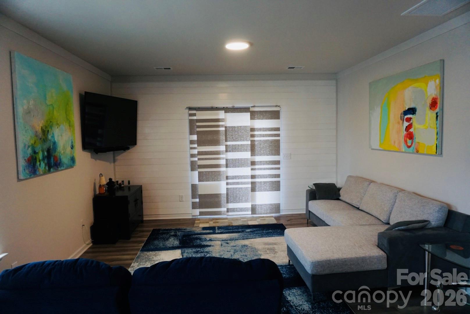 6499 Gopher Road — Lancaster