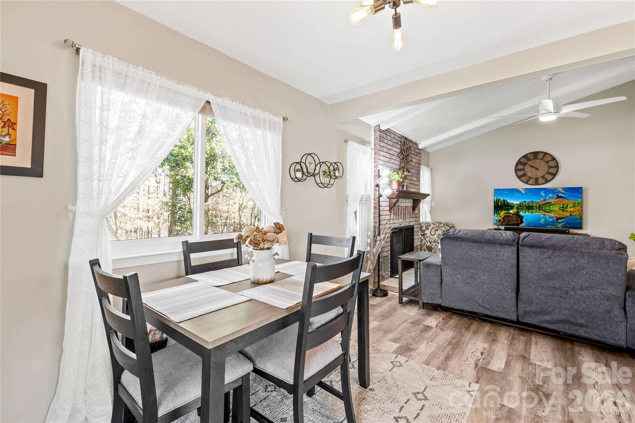 911 Sardis Cove Drive — Charlotte