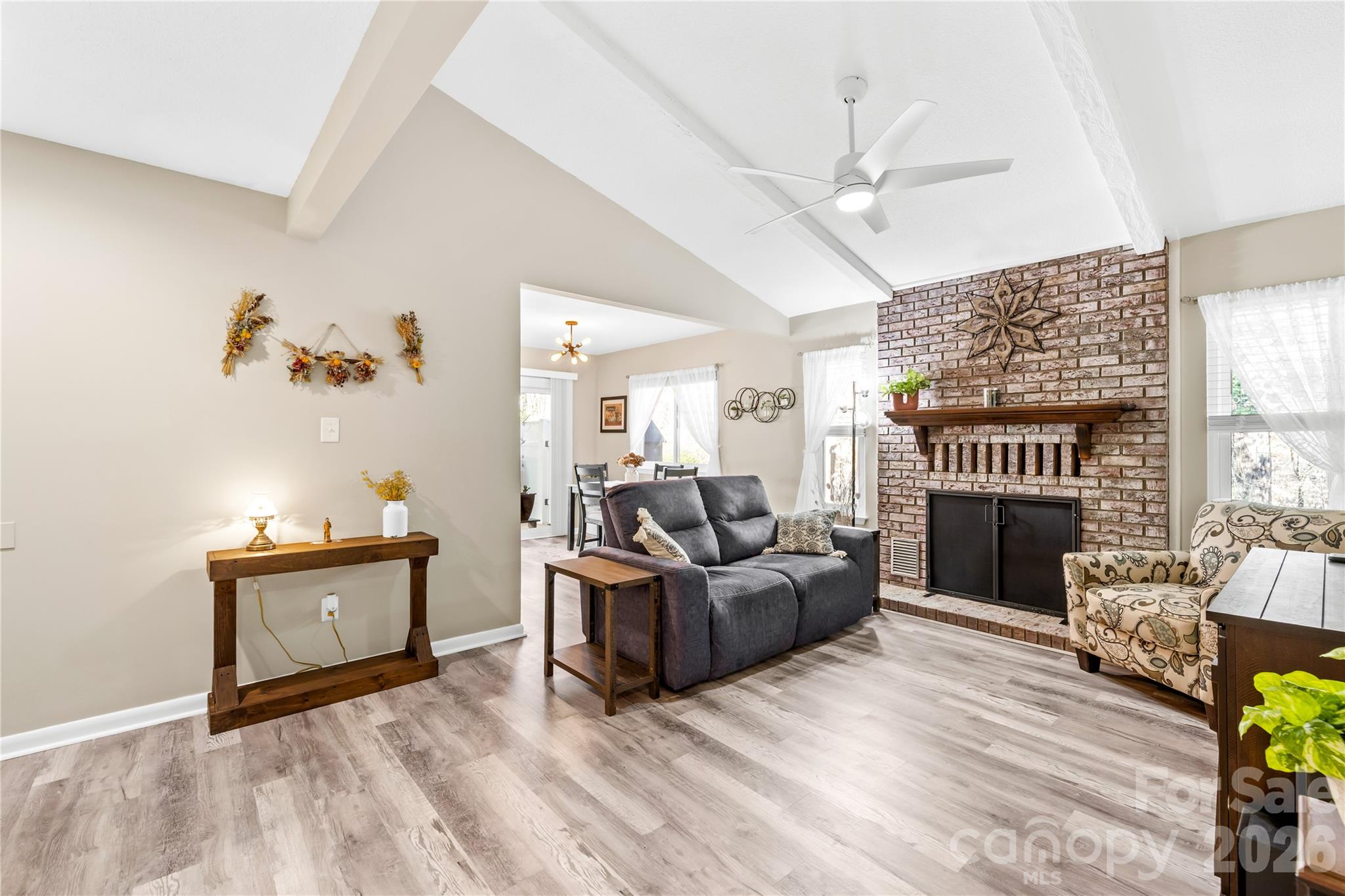 911 Sardis Cove Drive — Charlotte