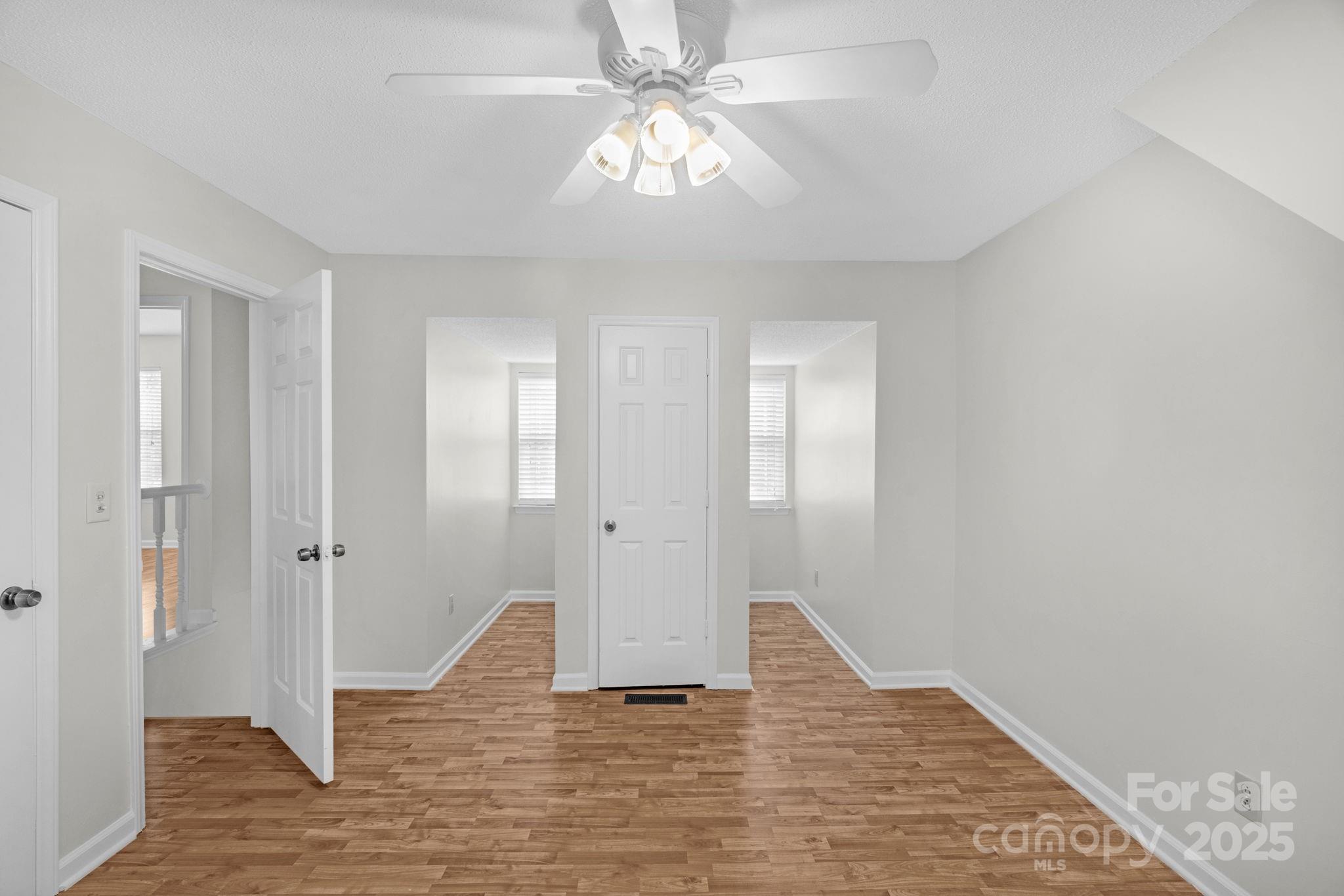 6109 Tartan Green Court — Charlotte