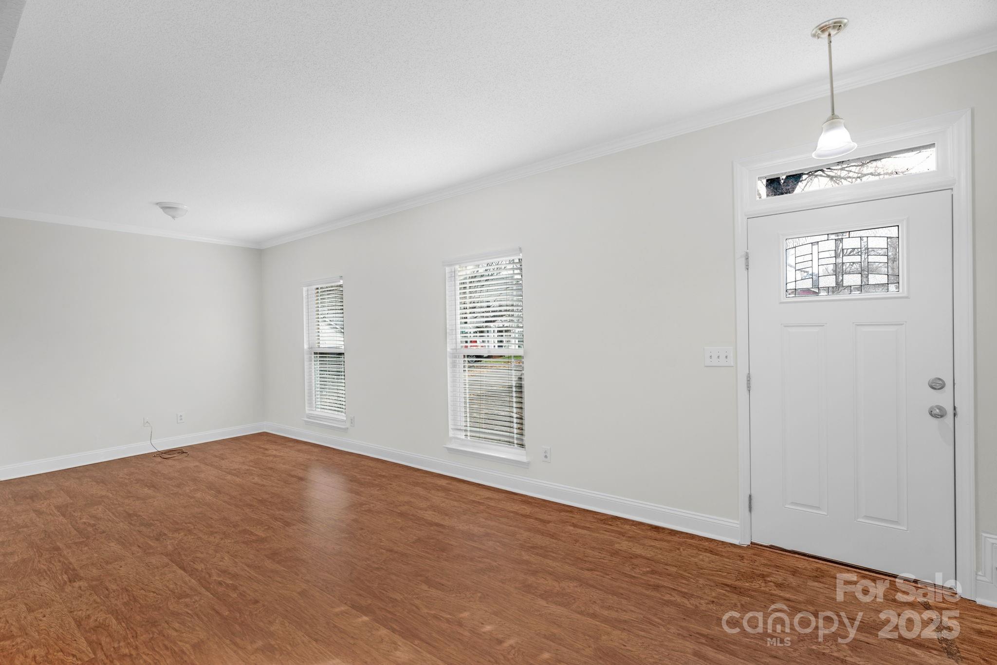 6109 Tartan Green Court — Charlotte