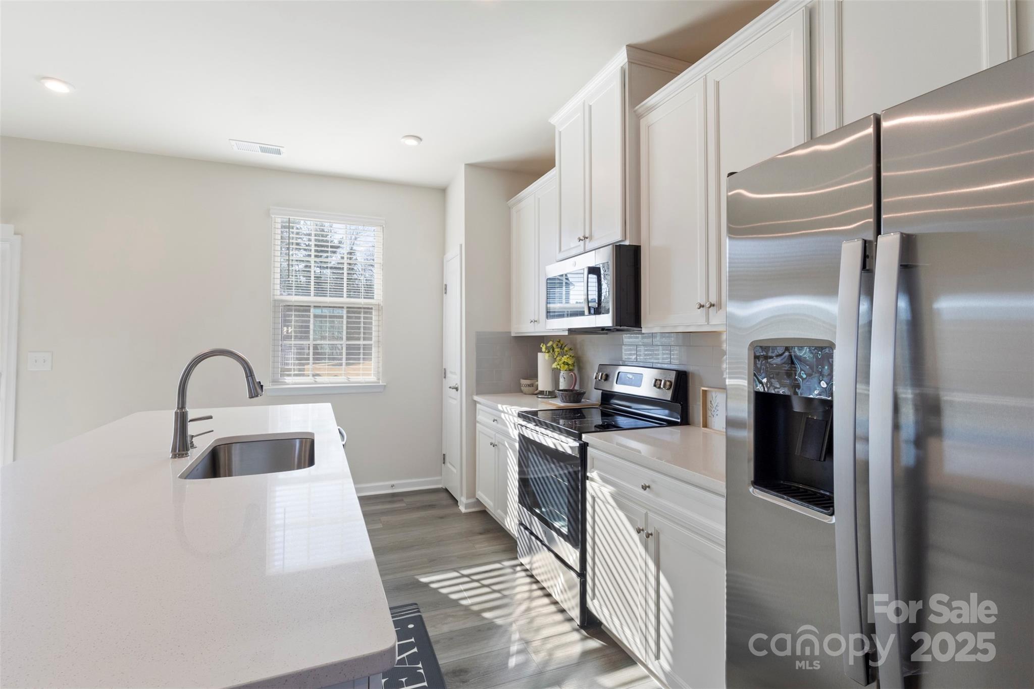 2016 Tupelo Grove Lane — Gastonia