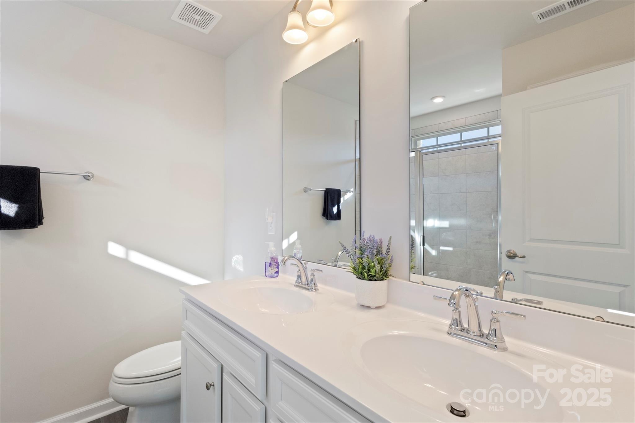 2016 Tupelo Grove Lane — Gastonia