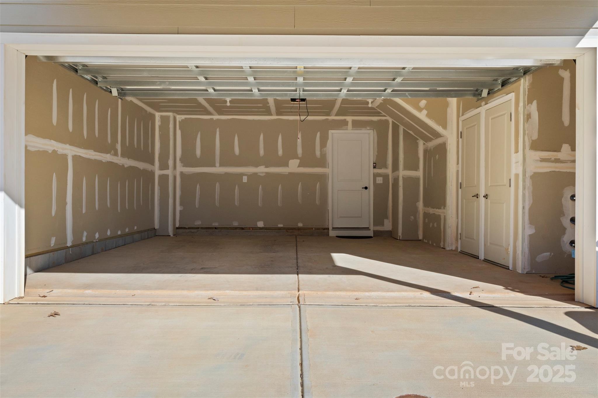 2016 Tupelo Grove Lane — Gastonia