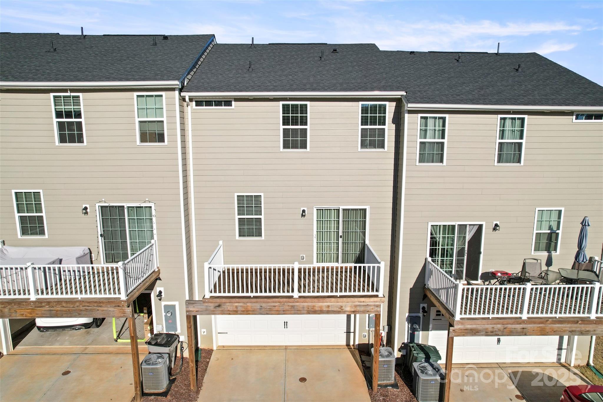 2016 Tupelo Grove Lane — Gastonia