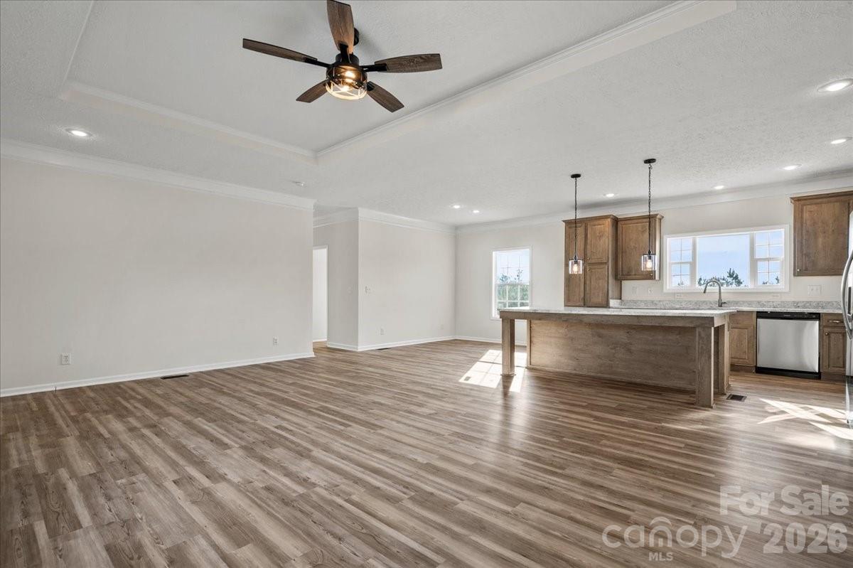 5257 Raleys Mill Road — Bethune