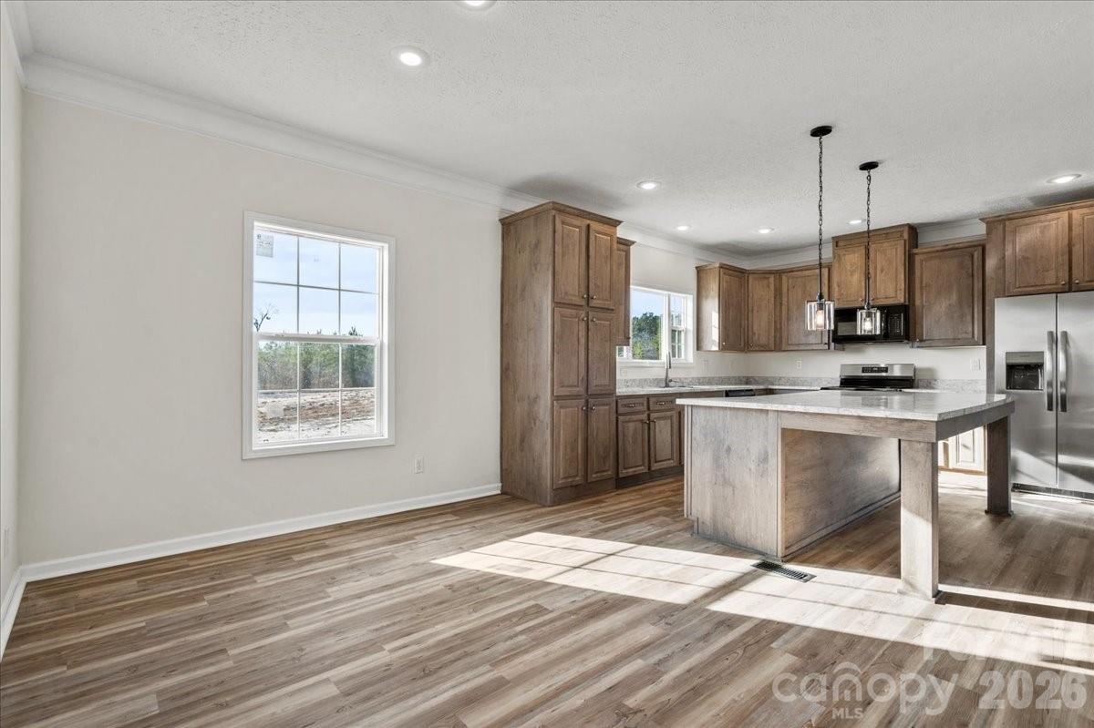 5257 Raleys Mill Road — Bethune