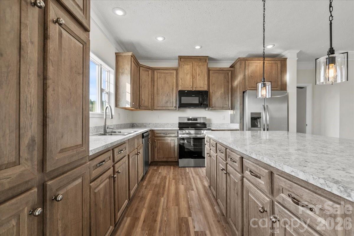5257 Raleys Mill Road — Bethune