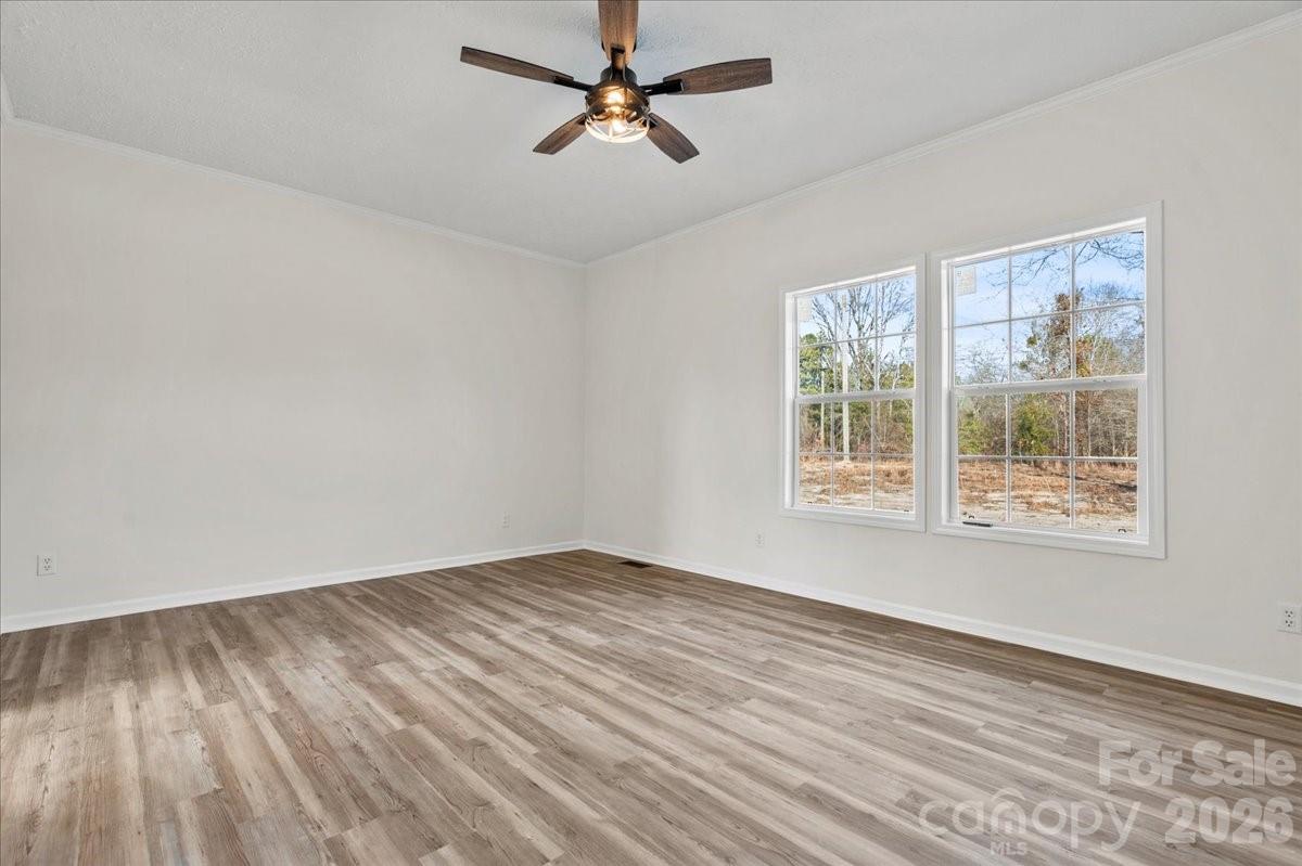 5257 Raleys Mill Road — Bethune