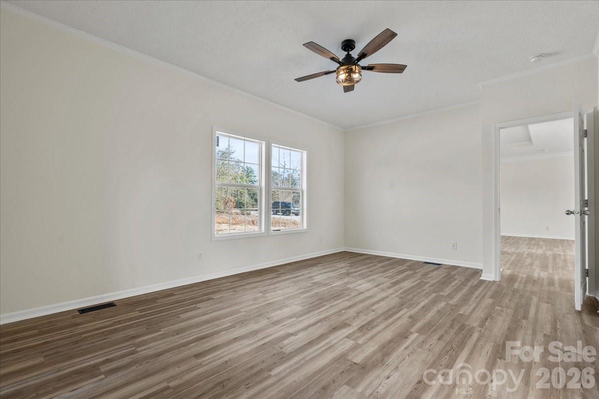 5257 Raleys Mill Road — Bethune