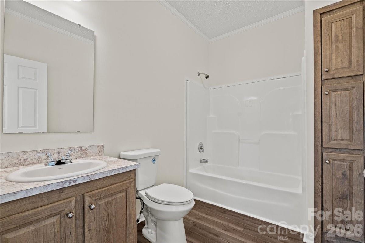 5257 Raleys Mill Road — Bethune