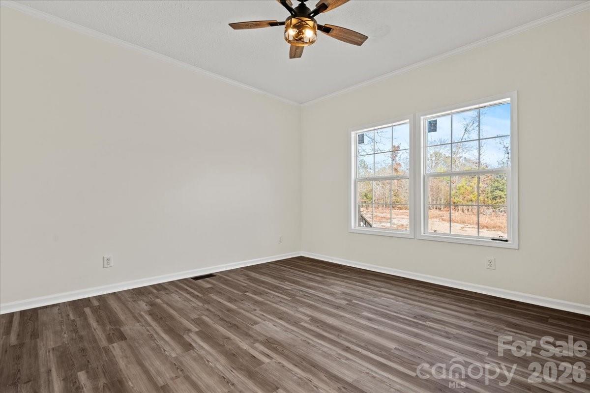 5257 Raleys Mill Road — Bethune