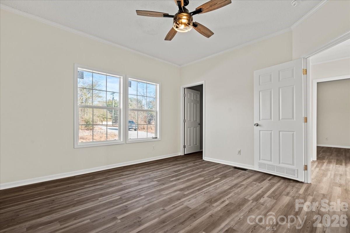 5257 Raleys Mill Road — Bethune