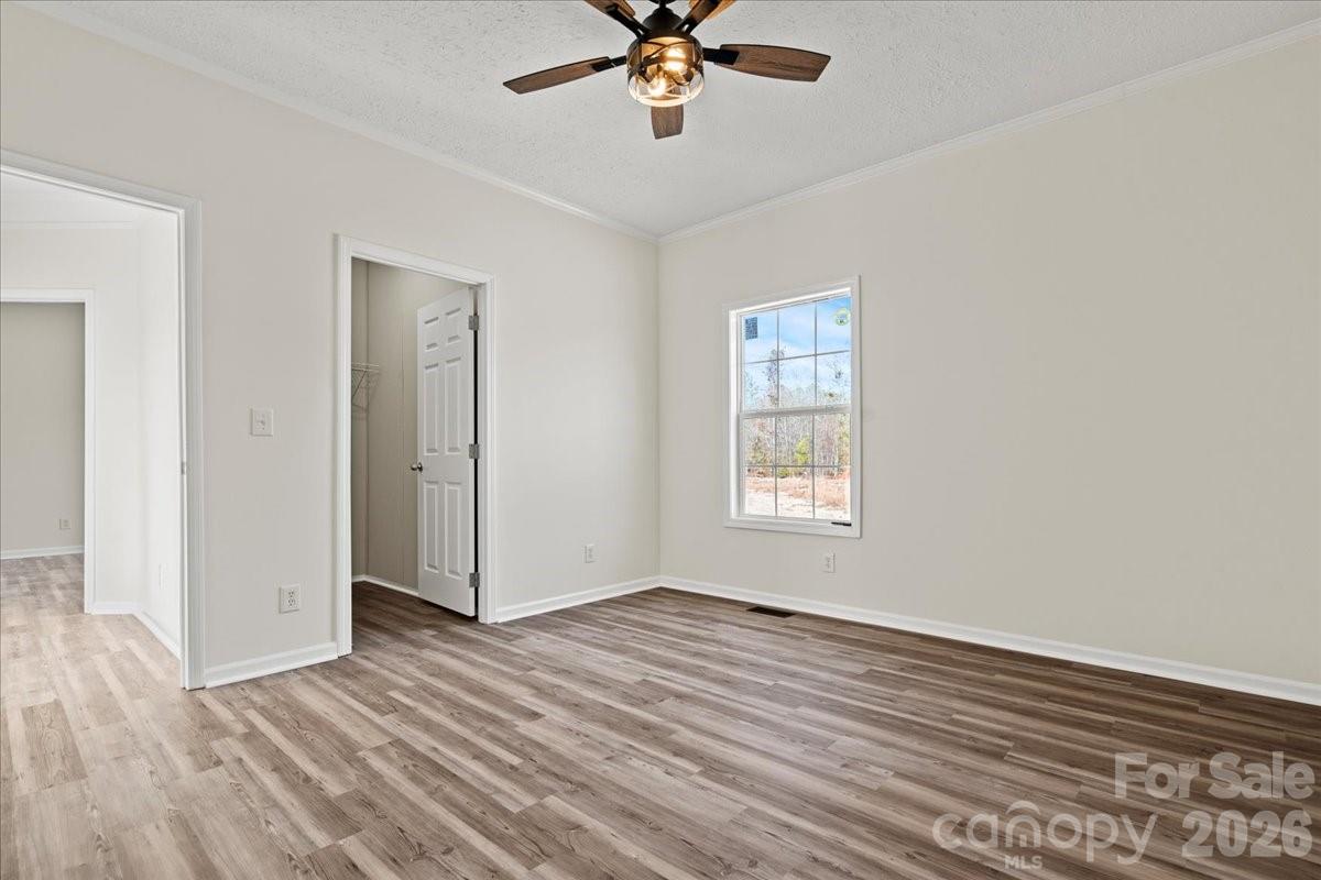 5257 Raleys Mill Road — Bethune