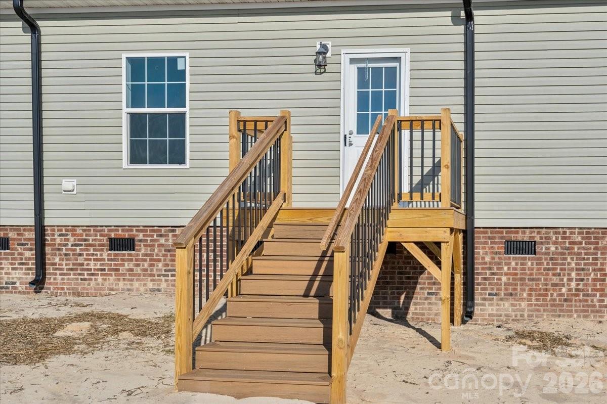 5257 Raleys Mill Road — Bethune