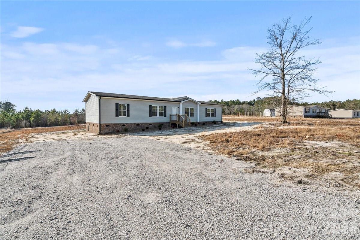 5257 Raleys Mill Road — Bethune