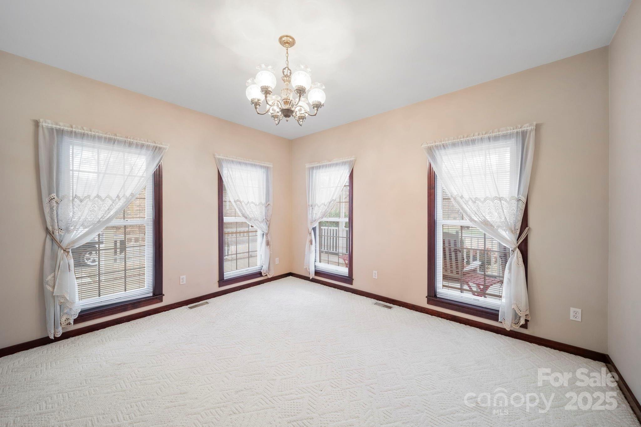 6650 Dellwood Drive — Kannapolis