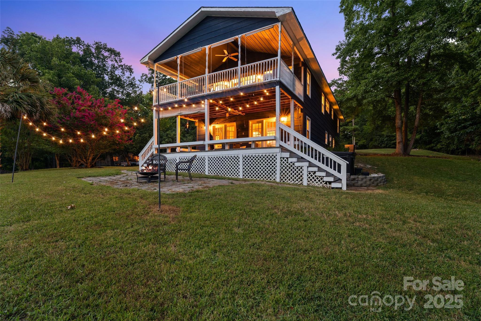 335 Carroll Cove — Clover