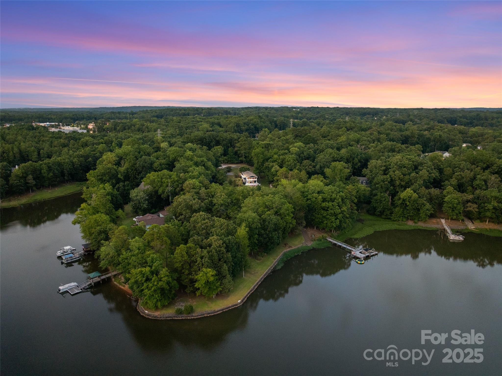 335 Carroll Cove — Clover