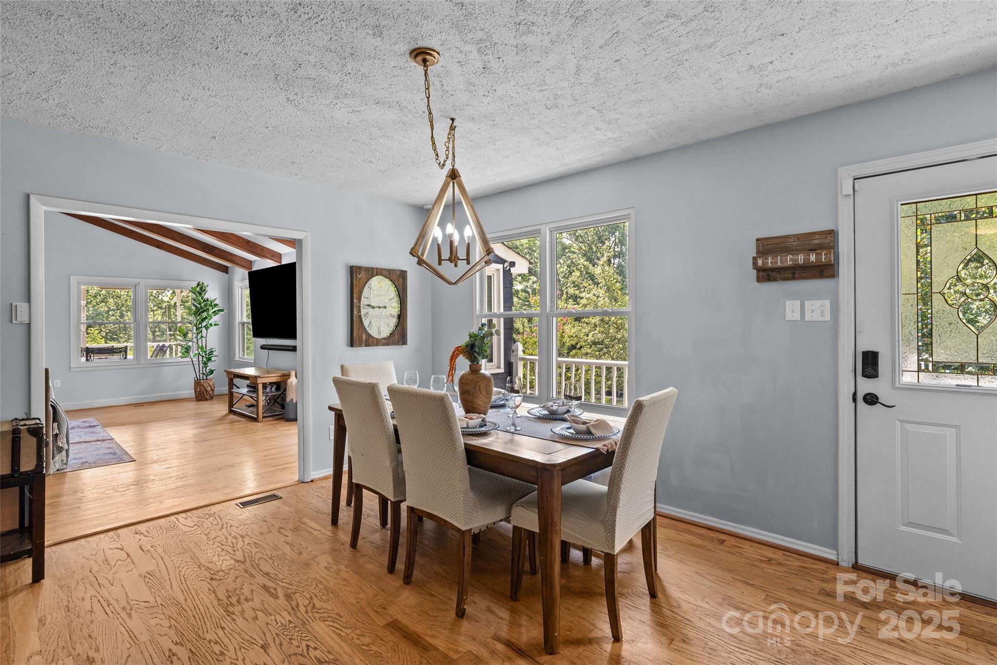 335 Carroll Cove — Clover