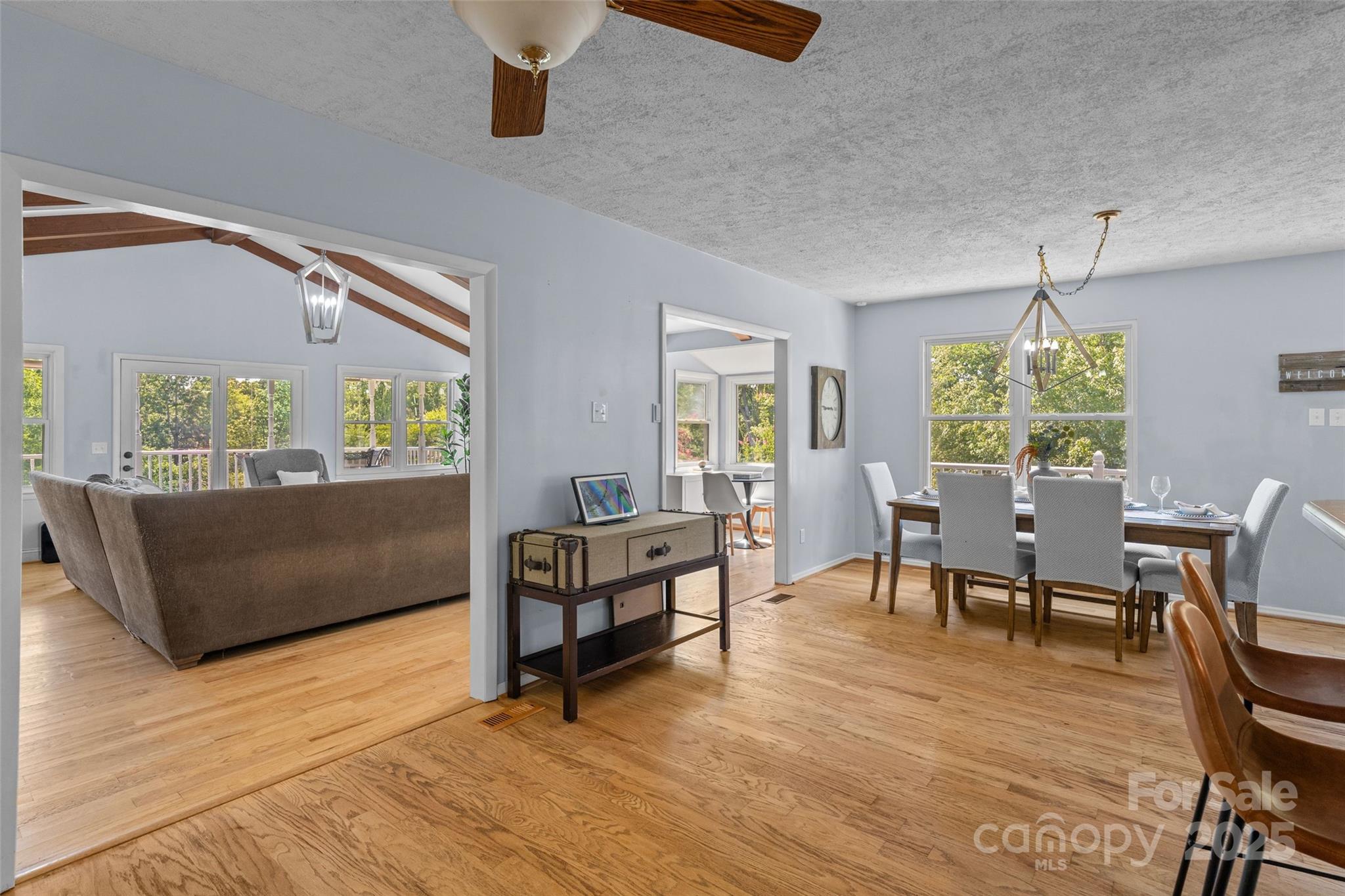 335 Carroll Cove — Clover