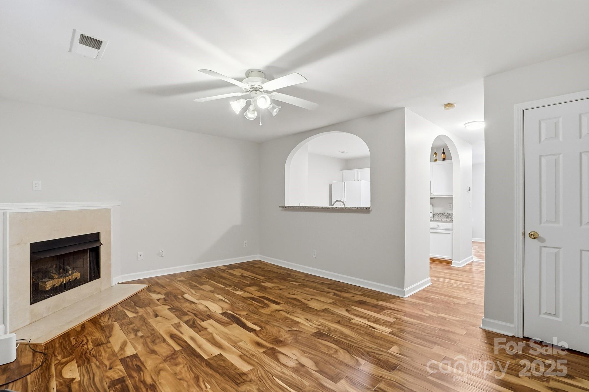 3855 Glenlea Commons Drive — Charlotte