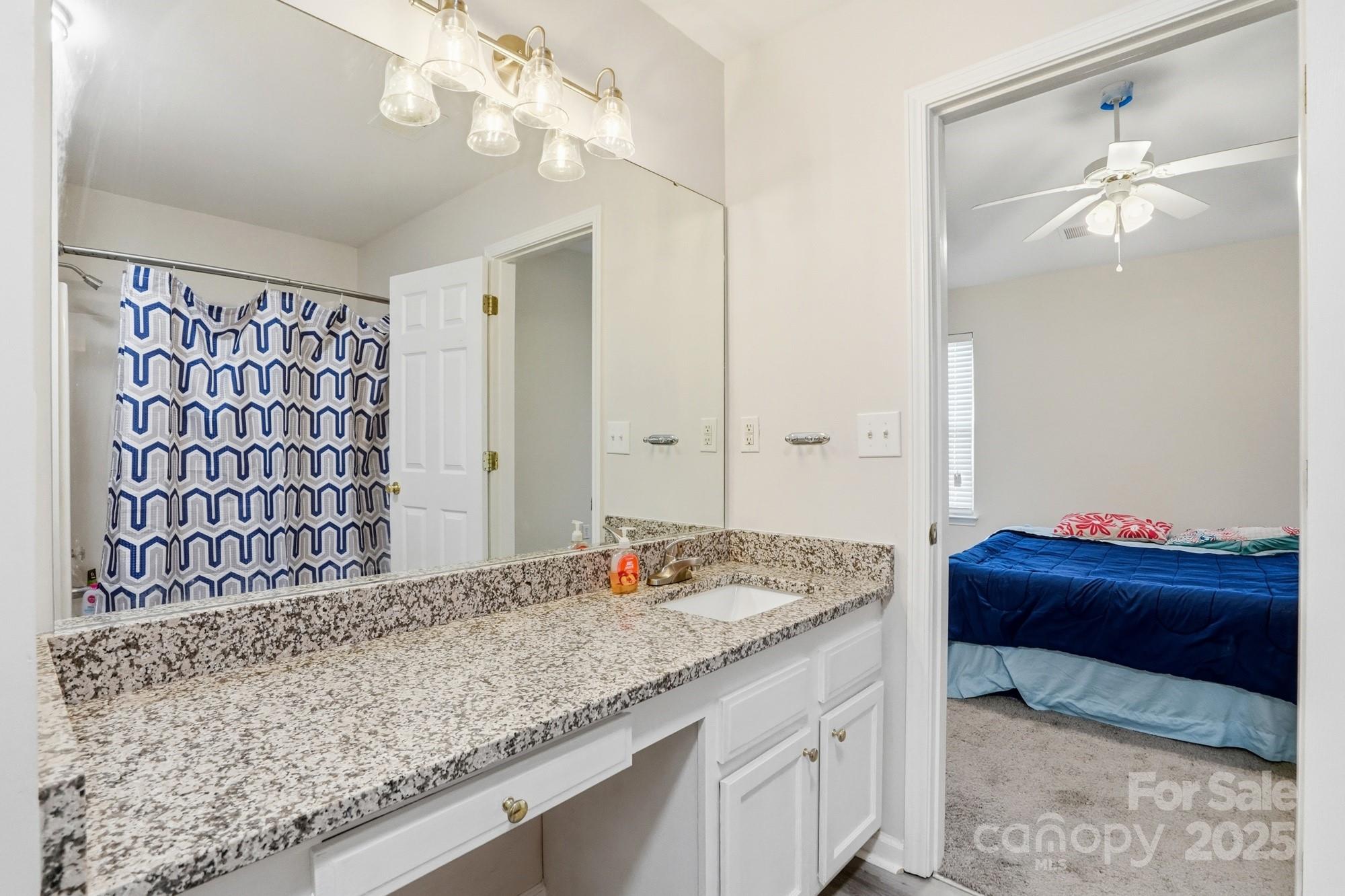 3855 Glenlea Commons Drive — Charlotte