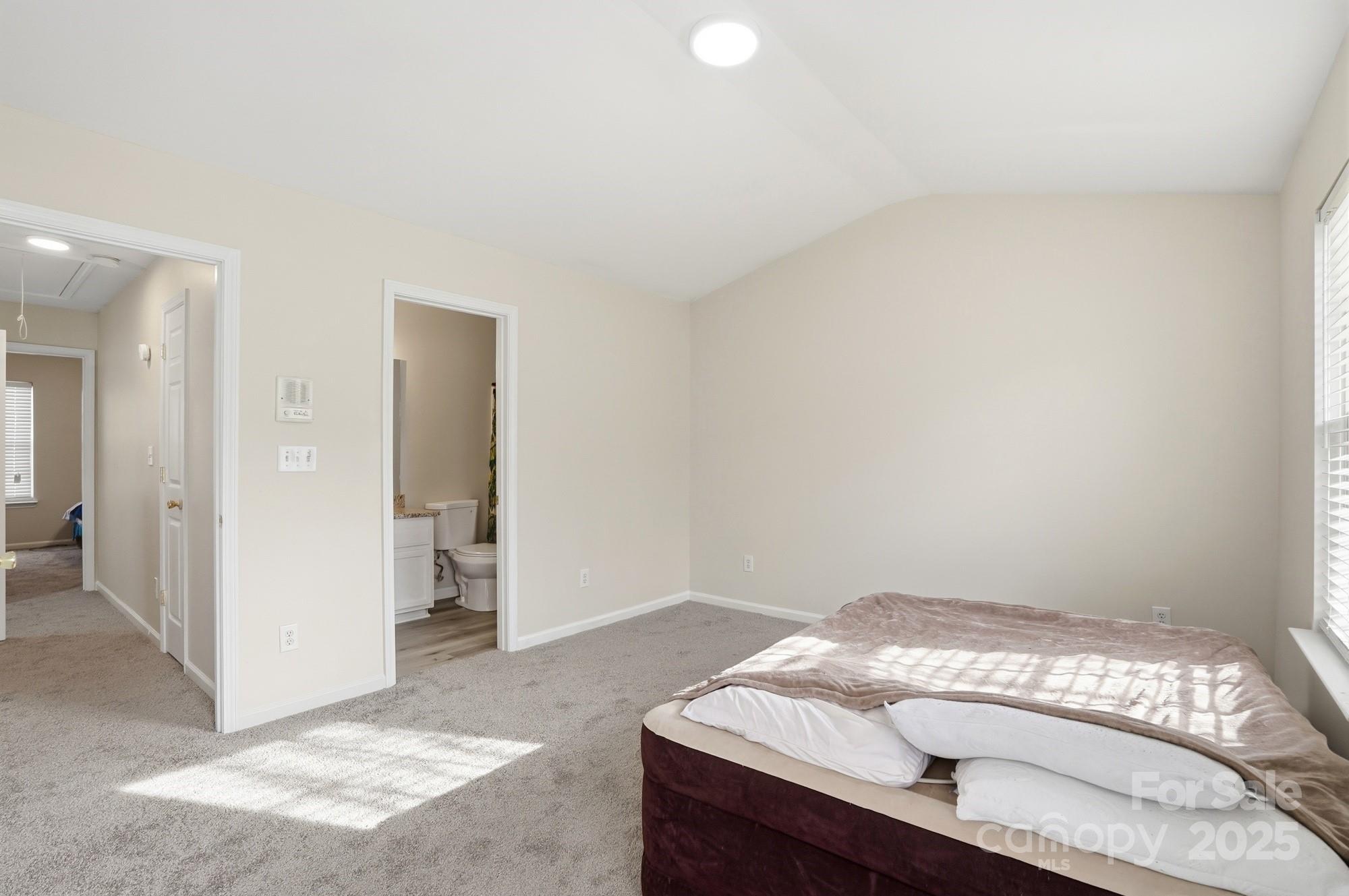 3855 Glenlea Commons Drive — Charlotte