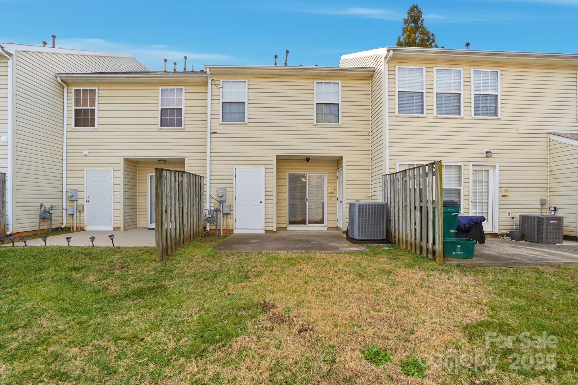 3855 Glenlea Commons Drive — Charlotte