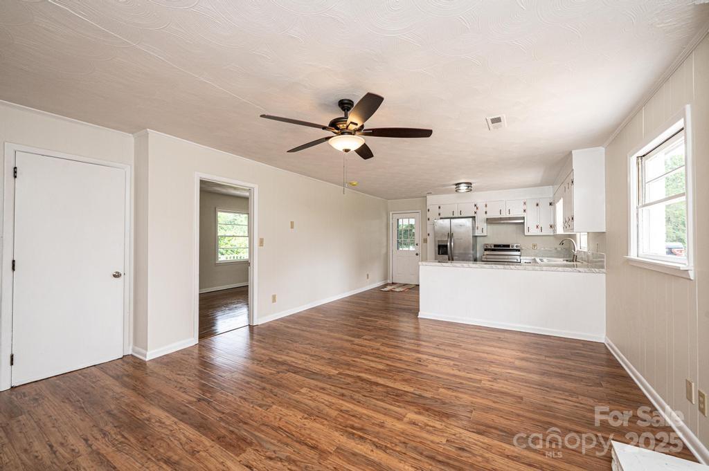 3398 Shamrock Heights — Hudson
