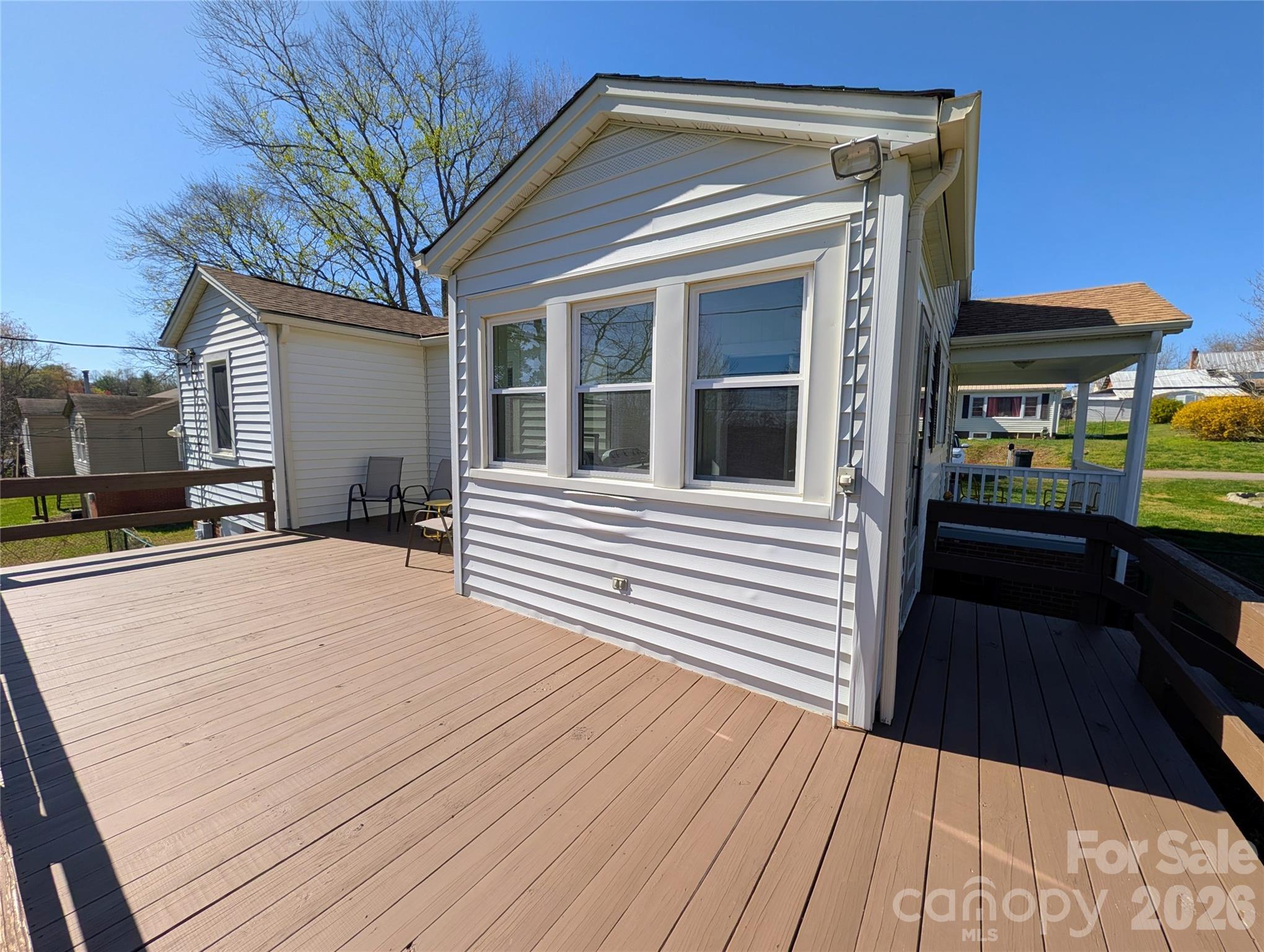 122 Murphy Court — Morganton