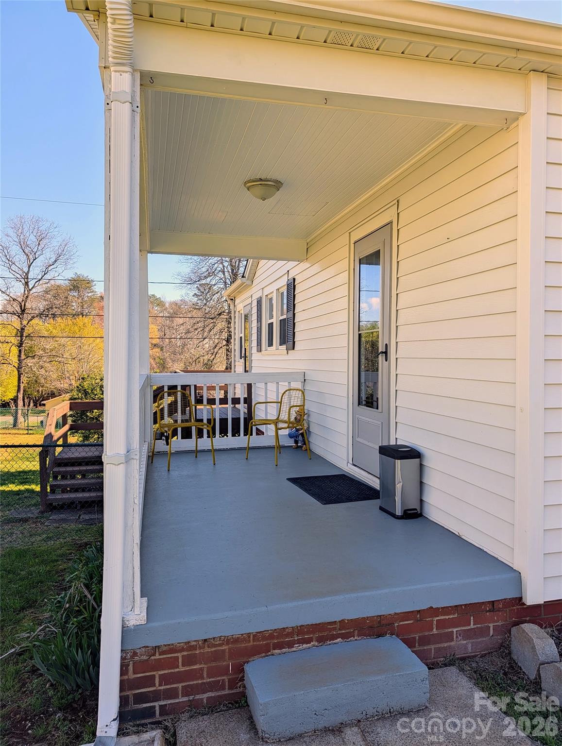 122 Murphy Court — Morganton