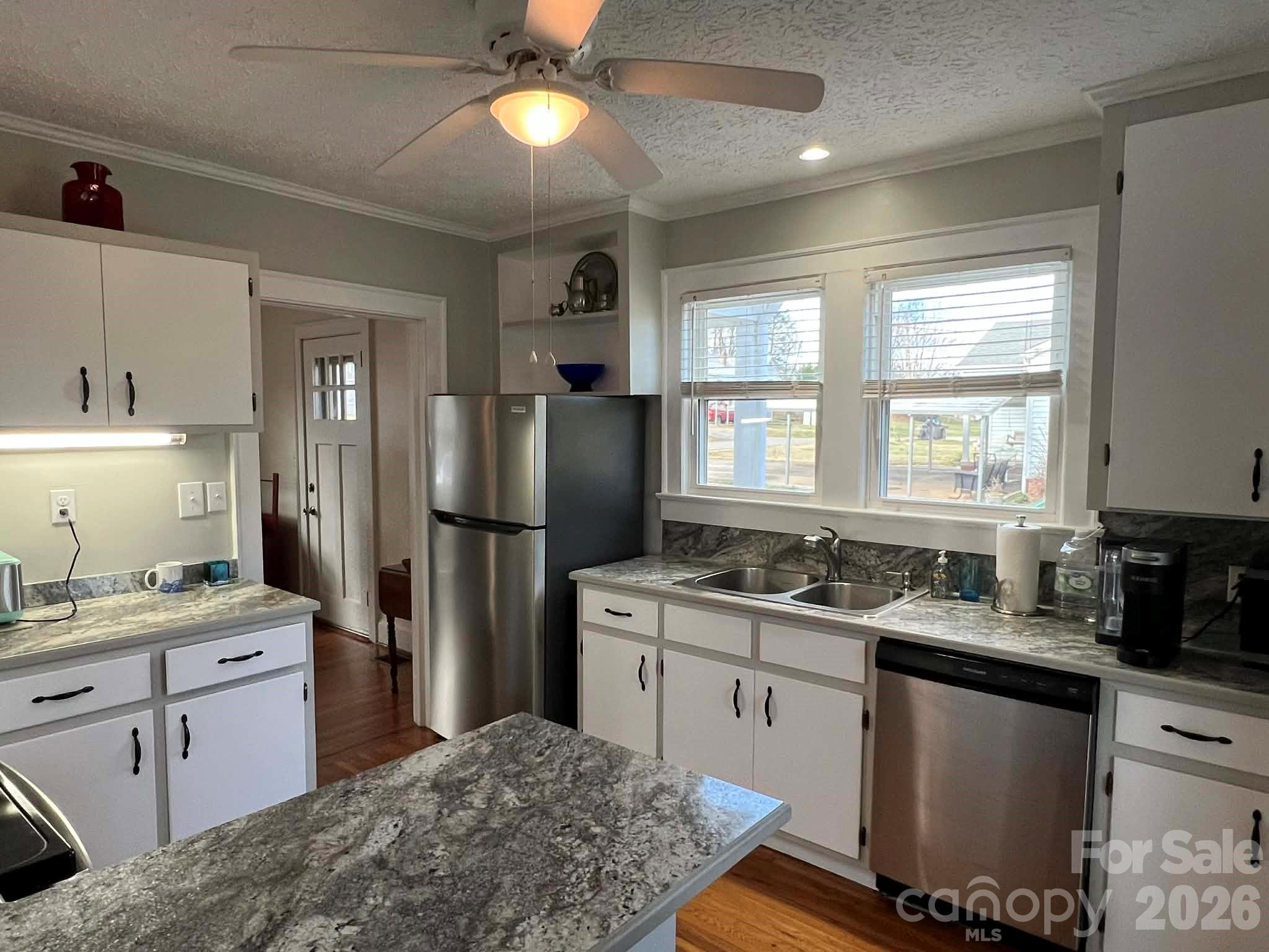 122 Murphy Court — Morganton
