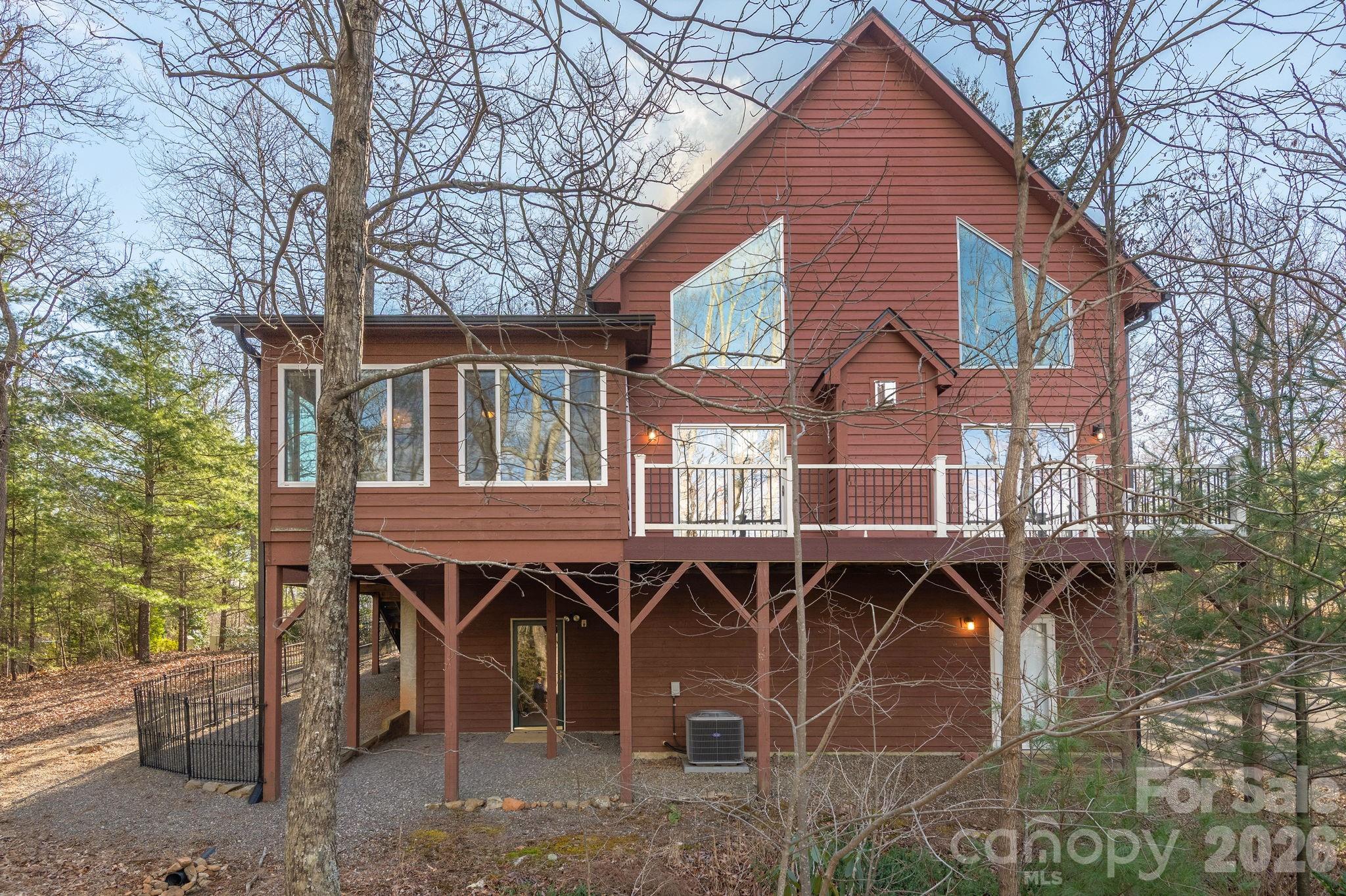 125 Buffalo Trail — Asheville