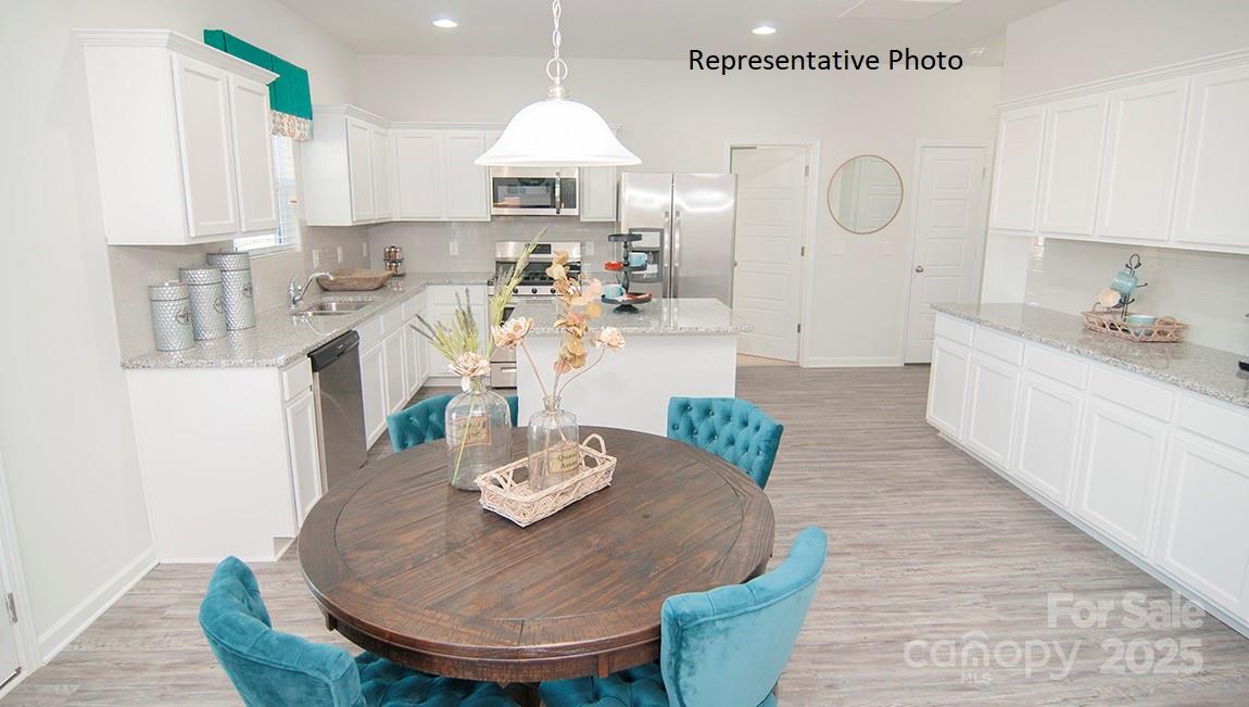 108 Pecan Grove Lane — Statesville