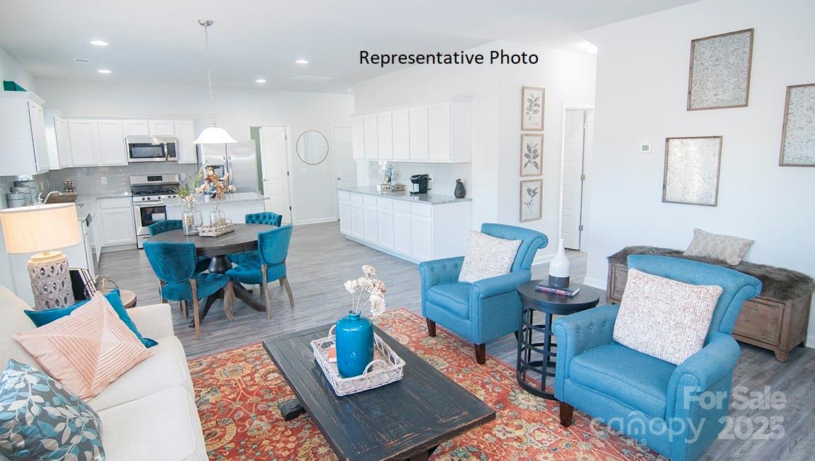 108 Pecan Grove Lane — Statesville