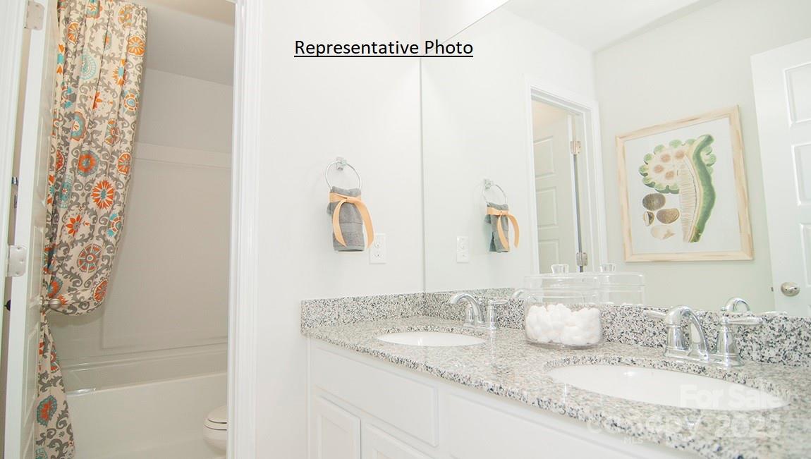 108 Pecan Grove Lane — Statesville