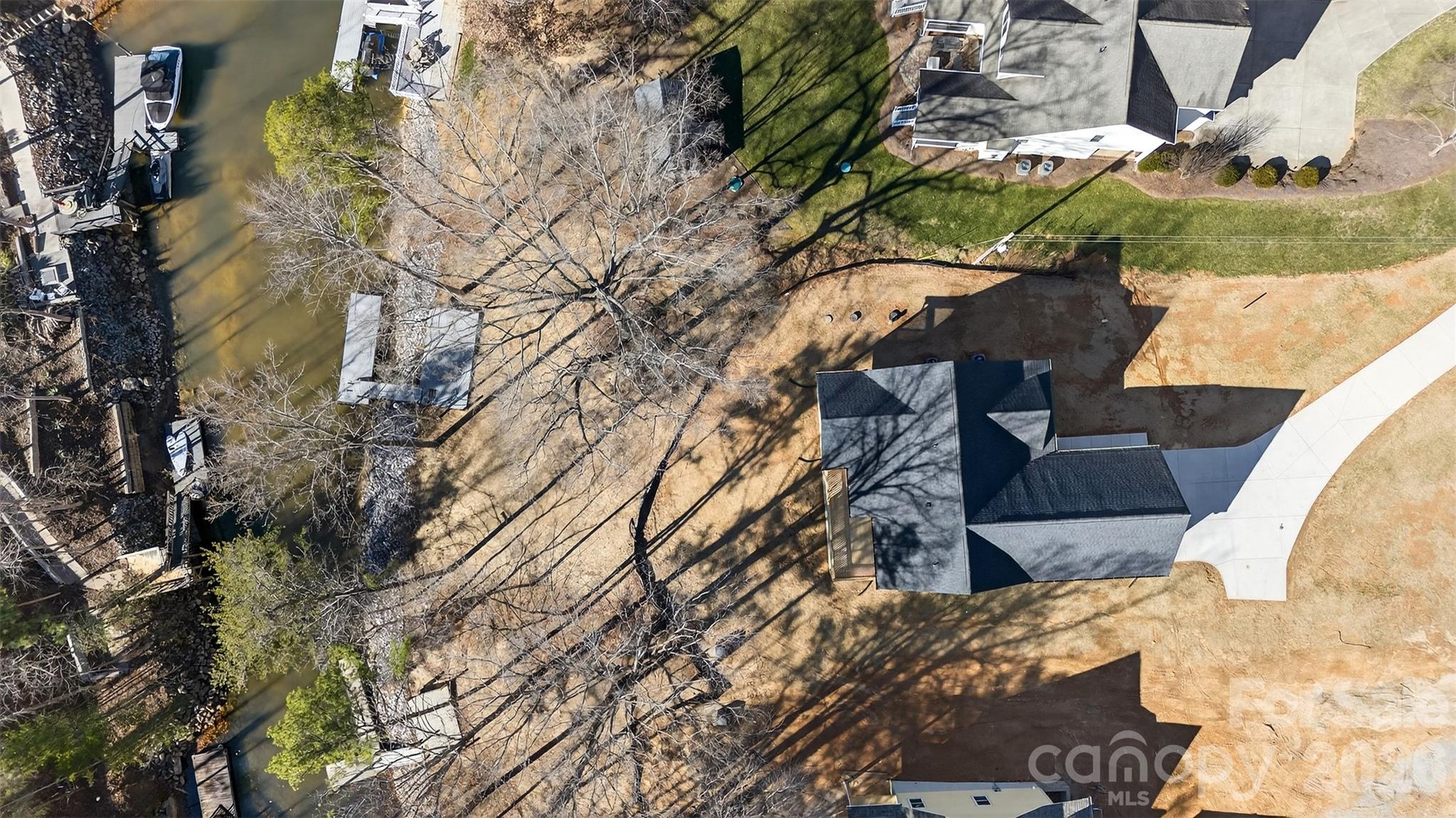 7663 Keistlers Store Road — Sherrills Ford