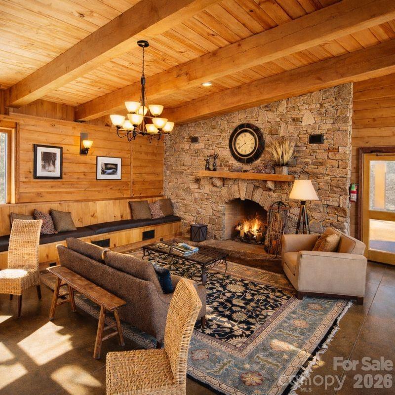 901 Wild River Run — Marshall