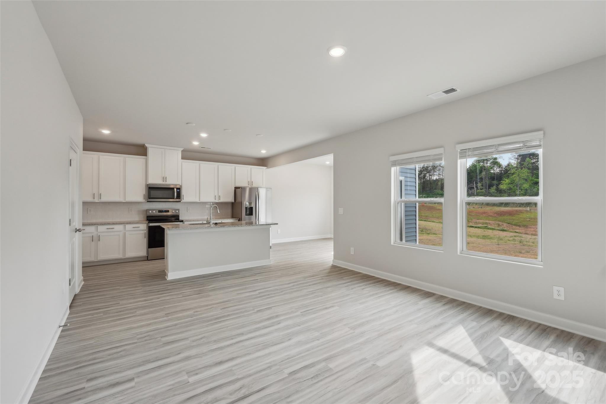 418 Luna Lane — Shelby