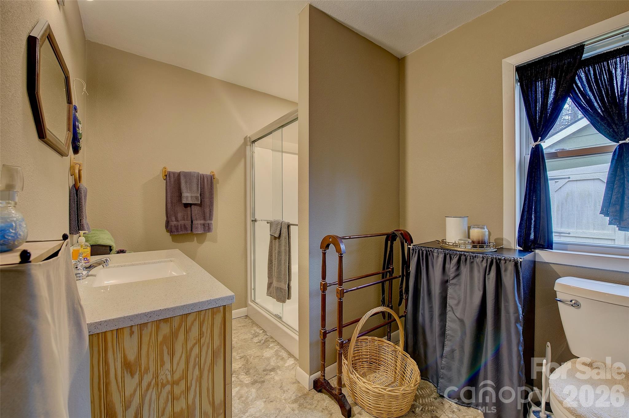 583 Deer Park Lake Road — Spruce Pine