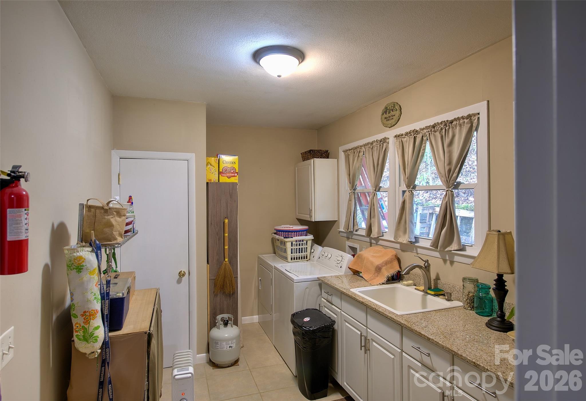583 Deer Park Lake Road — Spruce Pine