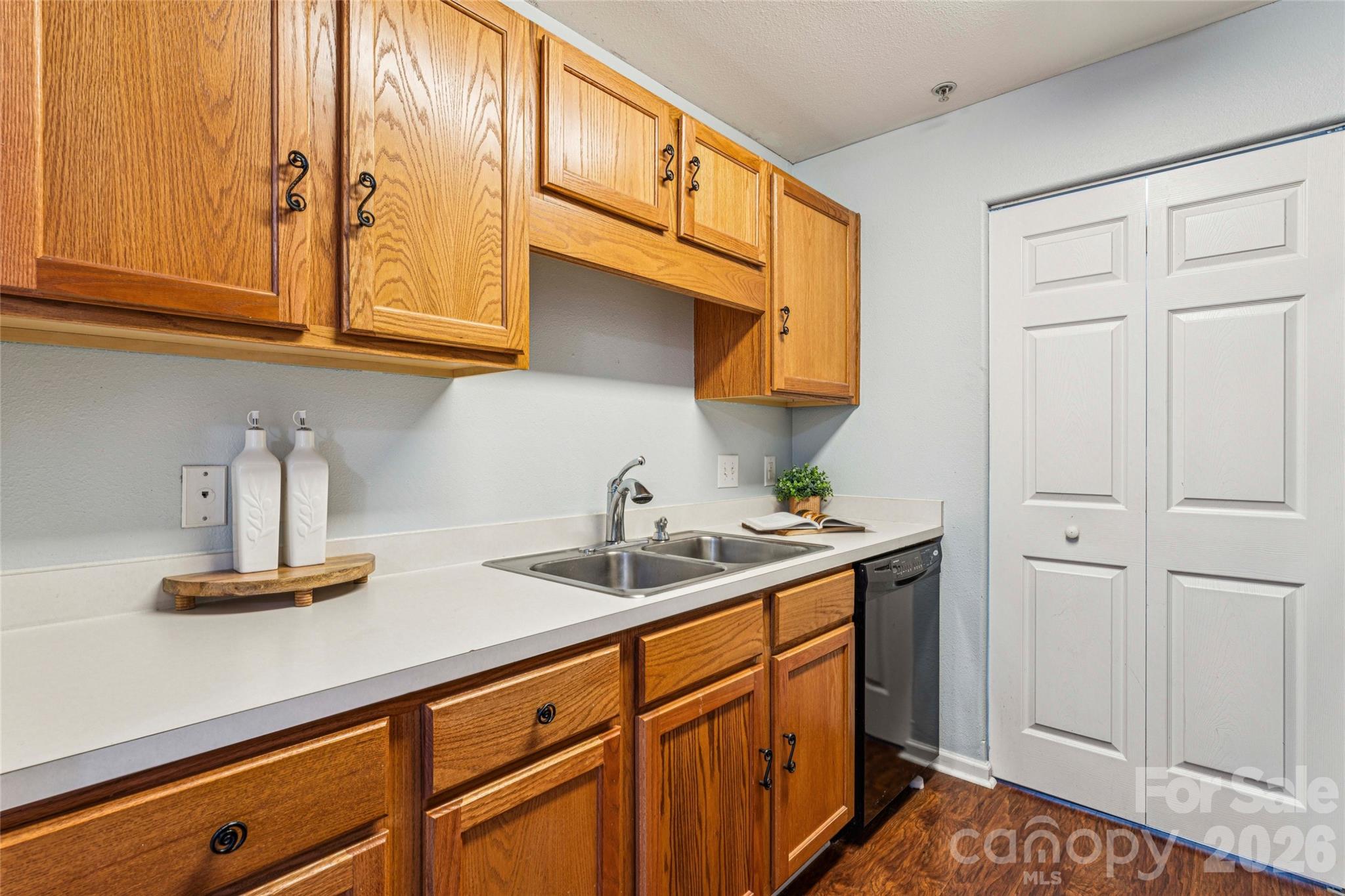 3956 Town Center Road — Harrisburg
