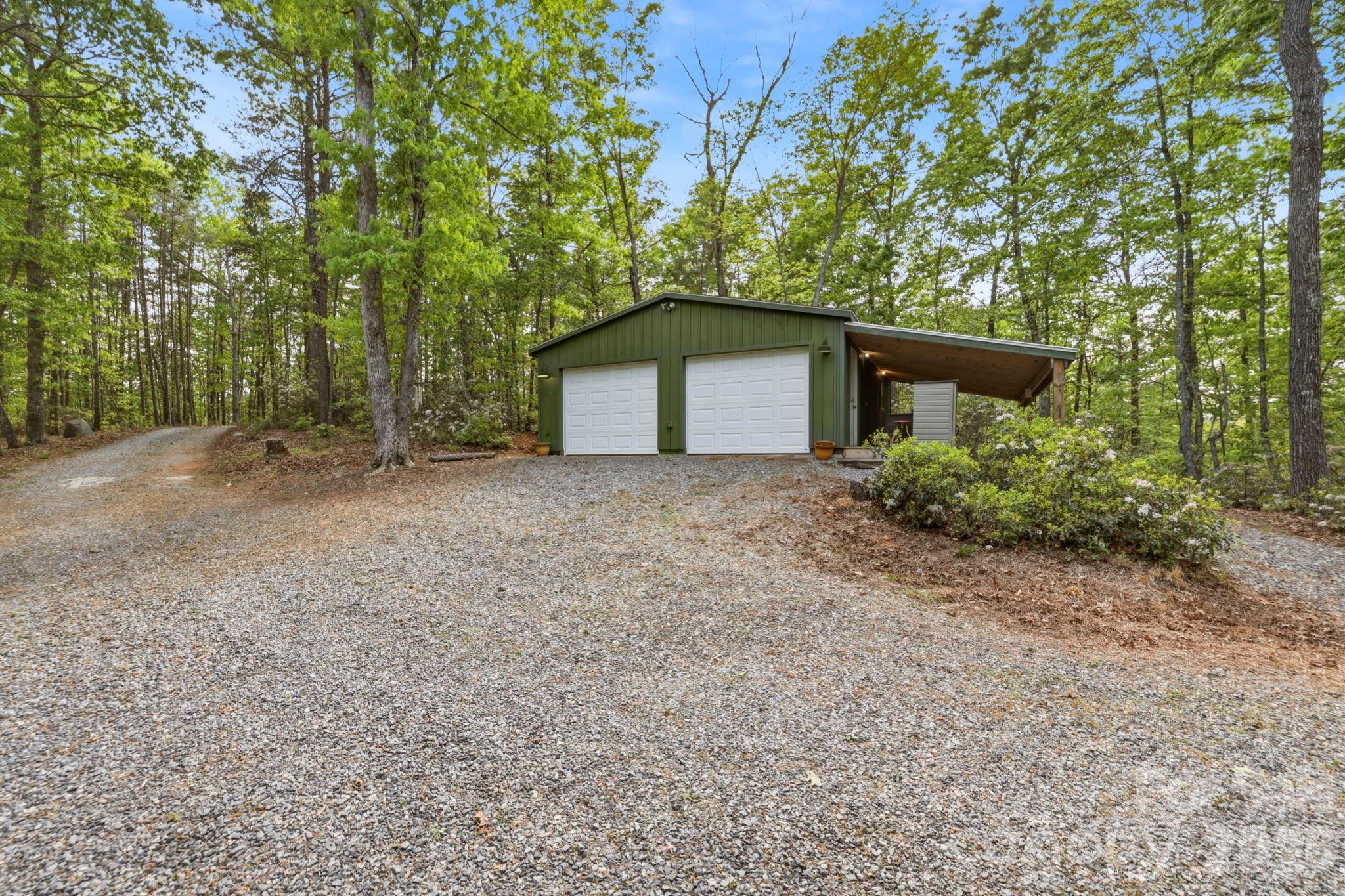 81 Delind Drive — Mill Spring